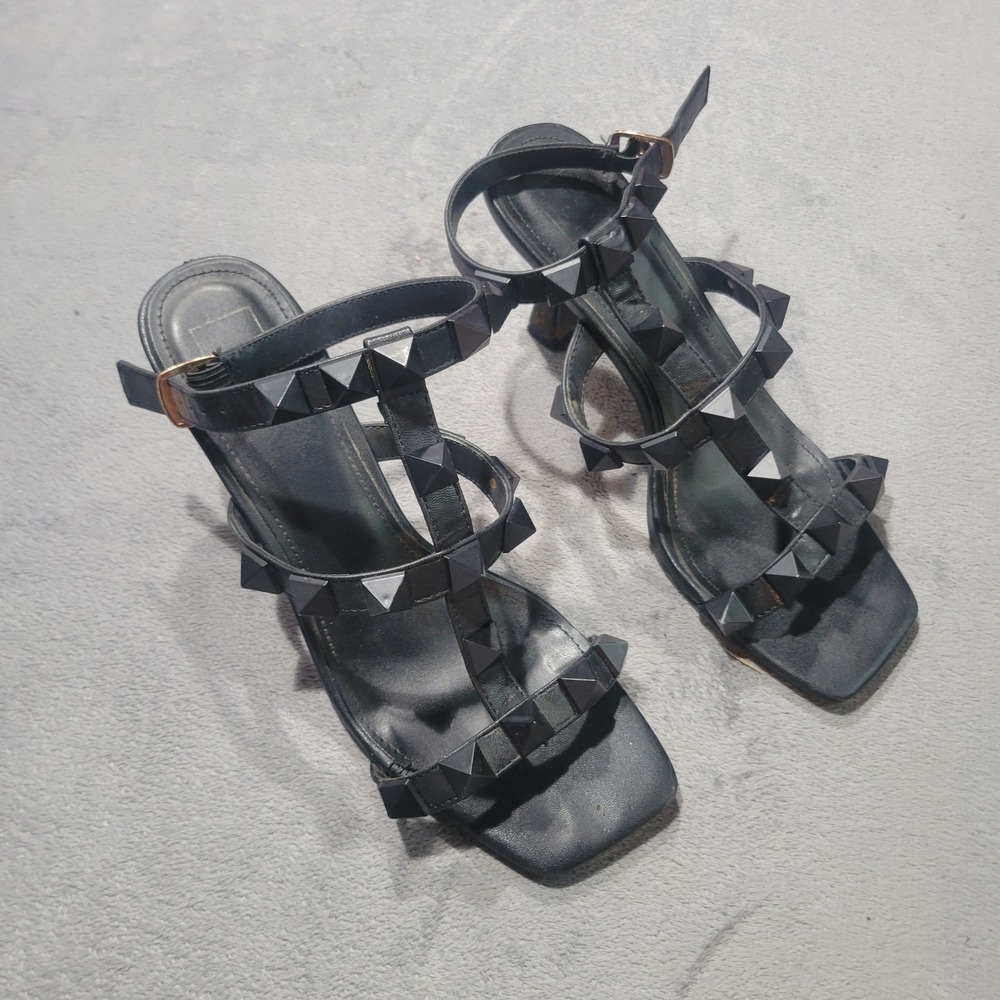 Shu Shop Sandals Womens 8.5 Black Haley Studded Gladiator Square Toe Kitten Heel